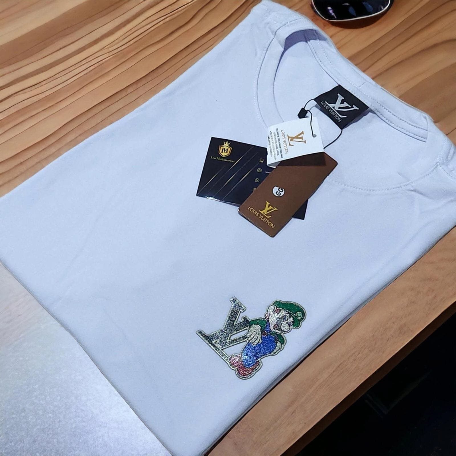 Camisa Louis Vuitton  GG Peruana 40.1 com Elastano