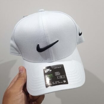 Bone Nike Branco 13